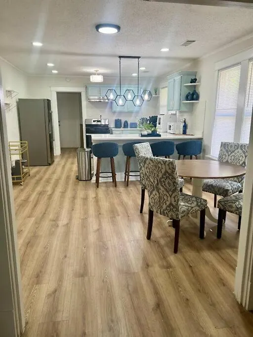 Dom wakacyjny Willa Bluebell Bliss Midtown Retreat - 4Mi To Downtown Memphis